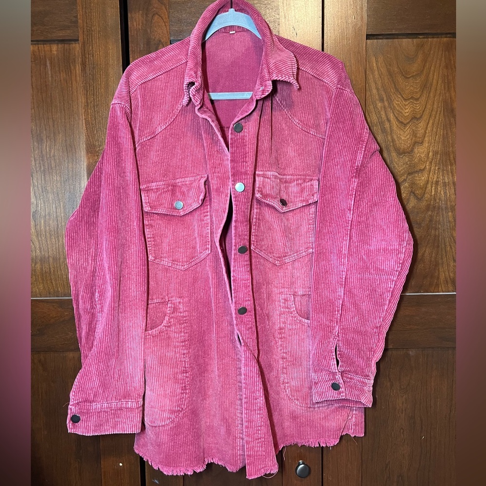 🚨CLEARANCE🚨Oversized Berry Corduroy Snap-Up Jacket Shirt Size Small